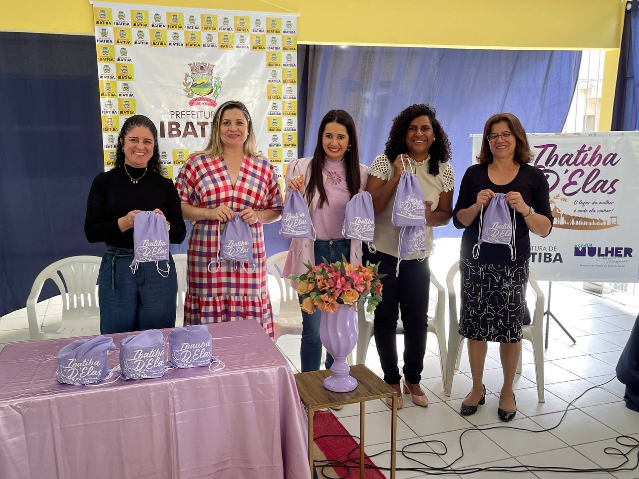 Prefeitura inicia entrega dos kits do Programa Municipal de Combate a Pobreza Menstrual 
