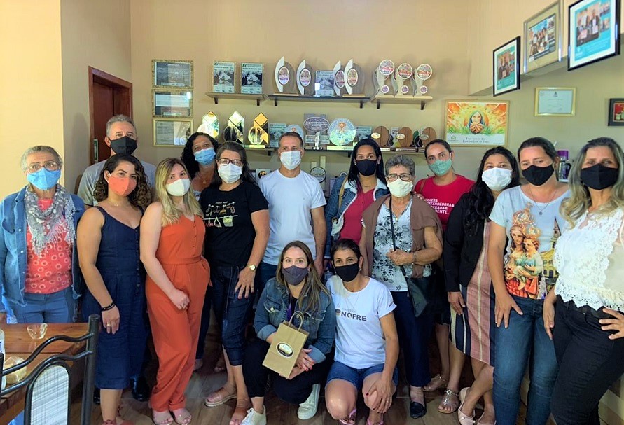 Empreendedores de turismo de Ibatiba participam de visita técnica em Pedra Menina