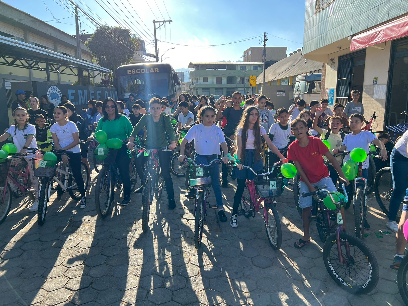 Conscientização: Passeio Ciclístico reúne estudantes no Dia do Meio Ambiente 